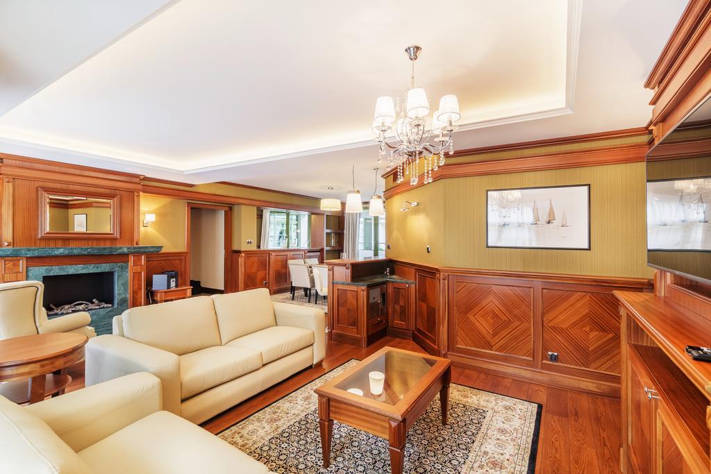 סופוט Grand Apartments - Blue Marlin - Luxury Apartments מראה חיצוני תמונה